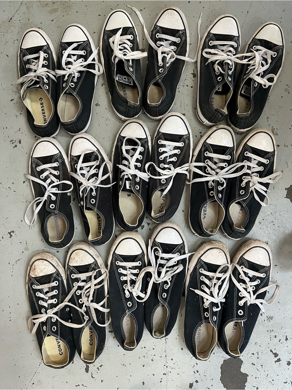 Converse Black and White Low-Top Canvas Sneakers Mens 7.5